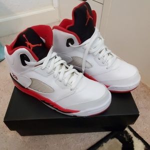 Jordan 5 Retro